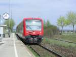 650 002-9 bildet die hintere Einheit einer RB die am Ostersonntag 2009 (12.4.2009) auf der Teckbahn Richtung Wendlingen unterwegs ist.