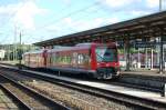 Auf Gleis 6 des Plochinger Bahnhofes verweilt am 25.7.2009 der 650 007-8 zusammen mit einem Schwesterfahrzeug und wartet auf die Abfahrt in Richtung Tbingen und weiter nach Herrenberg.