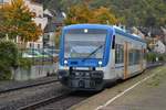 Die RB37 aus Emmelshausen mit VEN 650 352 erreicht am 17.10.2019 den Hauptbahnhof Boppard.