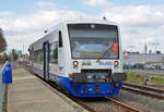 VT 744 (BR 650) der Rurtalbahn als Bördeexpress in Zülpich - 07.03.2020