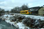 Stadler Regio-Shuttle RS1 VT 33 der Oberpfalzbahn als RB 59937 Schwandorf - Furth im Wald, KBS 875 Schwandorf - Furth, fotografiert bei Psing am 18.02.2009