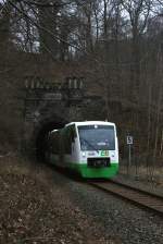 Rckfahrt des VT009 der Erfurter Bahn als DLr91597 (GPS-Mefahrt) am 12.03.2012 von Hof nach Gera, bei Verlassen des Schlobergtunnels in Weida.