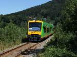 Der VT 16 und der VT 27 als RB nach Bayerisch Eisenstein am 02.08.2013 unterwegs bei Ulrichsberg.