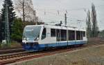 Am Freitagnachmittag den 8.3.2013 ist der Rurtal Bahn VT 6.009 als RB 39 nach Mnchengladbach auf dem Weg an den Bahnsteig 4 des Rheydter Hauptbahnhof zu sehen.