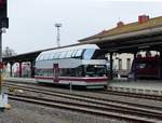 Der Doppelstockschienenbus  ALMA  9580 0670 002-4 D-KSR von Köstner Schienenbusreisen aus Chemnitz am 29.2.2020 mit einer Sonderfahrt zu Gast am Hauptbahnhof Gera.