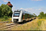 1648 920-4 erhält mit einem weiteren Alstom Coradia LINT 41 Einfahrt in den Betriebsbahnhof Blumenberg und wurde in der Nähe des alten Wasserturms vom Bahnübergang Schulstraße