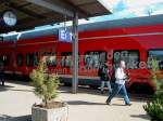 618 501-1 am 28.09.2002 im Bahnhof von Villingen (Schwarzwald)  