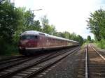 Und da fhrt er der Vt 08 aus Bad Harzburg wieder weg (nach Braunschweig) (18.8.2007)
ID 129068 <- VT unter Signalbrcke