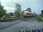 Der WM-Zug Hhe Peine am 18.05.2006 auf berfhrungsfahrt  nach Celle.