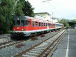 Ein Dieseltriebzug der DB-Baureihe 624 steht am 10.07.2004 in dem, was vom Iserlohner Hauptbahnhof noch brig geblieben war - eine Verbindungen zwischen den beiden Strecken nach Letmathe und Schwerte