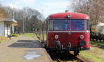 Ein Schinenbus von der ZLSM steht in Simpelveld(NL).