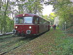 Schienenbusgarnitur (Der Reviersprinter) 798 007-0 mit 798 677-0 an der  Ruine Hardenstein am 25.