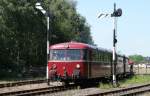 798-04 der ZLSM (ehemalig DB VT798 647) bei der Ausfahrt aus Bhf Simpelveld am 8-7-2007