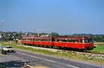 Der Uerdinger Schienenbuszug befindet sich hier am Ortsbeginn von Leinfelden. Auf der früheren DB-Strecke Stuttgart-Rohr-Filderstadt wurde am 29.09.1985 noch eine der wenigen Sonderfahrten veranstaltet.