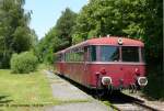 Am 14.6.09 hielt das Schienenbusprchen auf dem Weg nach Wassertrdingen kurz in Auhausen.