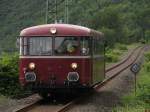 VT 798 760 am 23.6.2011 bei Linz( Rhein ).