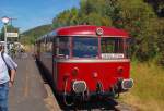 Nach Gerolstein fhrt dieser VT 98 vom Gleis 2 in Daun aus am Samstag den 18.8.2012