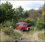 Hier musste mal der Hmmlinger Schienenbus auf dem Westgleis in Wilhelmshaven als Lichtraumprofil herhalten.