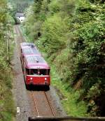 (2/2) Einfahrt in den Hasselborner Tunnel von Wetzlar kommend - im Hintergrund sind noch die letzten Huser von Hasselborn zu sehen, 1.