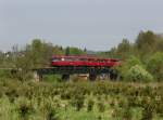 Der VT 98 der PEF als Sonderzug nach Passau am 01.05.2013 unterwegs bei Rhrnbach.