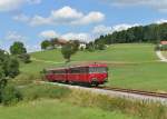 Der Schienenbus der Passauer Eisenbahnfreunde 798 706 + 998 840 + 798 776 bei einer Sonderfahrt auf der Ilztalbahn am 15.08.2013 bei Karlsbach.