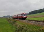 Der VT 98 der PEF als RB nach Mhldorf am 06.10.2013 unterwegs bei Anzenkirchen.