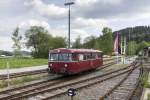 Bei den Nostalgiezugfahrten auf der Ilztalbahn am 14.05.2015 bestreitet ein Zugpaar bestehend aus Uerdinger Schienenbussen den Plandienst im Pendelverkehr zwischen Passau und Freyung.