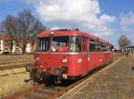 798 610-1 wartet am 8.3.2016 im Bahnhof Pritzwalk auf die Leistung als RB70 (RB62067) nach Putlitz.