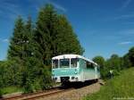 Am Morgen des 14.06.2009 rollen 772 312 und 772 367 als DPE 89665 in wenigen Momenten in den Bahnhof Walthersdorf.