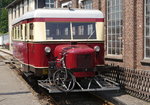 Der Wismarer Schienenbus (ex Bremen-thedinghausen VT 2) am Bahnsteig im Museumsgelände Bochum-Dahlhausen, 5.6.16.