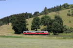 VS 14 und VT 5 als RB 22276 (Münsingen-Schelklingen) bei Oberheutal 1.7.18