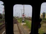 Blick aus dem Fenster des VT25 auf das Zwergsignal im Bahnhof Kln-Kalk im Rahmen der Sonderfahrt am 22.08.04