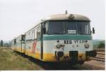 MAN-Schienenbus KEG VT2.01 mit Anhngsel, zum  Tag der offenen Tr  2002 - Zementwerk Karsdorf.