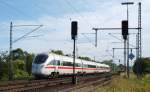 ICE 37 Berlin-Ostbahnhof - Kopenhagen kommt am 17.06.09 mit 140 Sachen aus Hamburg Hbf und wird gleich Bad Oldesloe durchfahren.