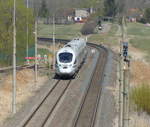 DB 605 017  advanced TrainLab  als ST 76483 von Halle-Ammendorf nach Saalfeld (S), am 15.04.2020 bei Apfelstädt.