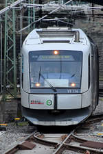 Der Dieseltriebzug VT 114 war Mitte Februar 2021 bei der Einfahrt am Hauptbahnhof Wuppertal zu sehen.