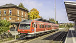 610 506 fuhr am 6.10.12 Neuhaus auf Gleis 1 ab.    