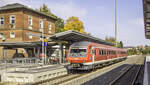 610 506 hielt am 6.10.12 Neuhaus auf Gleis 1.    