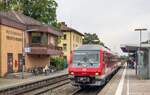 610 019 stand am 29.9.12 in Hersbruck neben dem damals 28 Jahre Stellwerksturm.