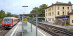 610 506 hielt am 29.9.12 auf dem Weg nach N�rnberg in Hersbruck auf Gleis 3.