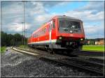 610 507 auf dem Weg von Nrnberg nach Schwandorf.
In richtigen Moment kam die Sonne wieder zum vorschein.(Irrenlohe,16.05.2009)