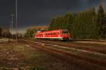 610 514 vor einer fast bedrohlichen Kulisse mit einer tief schwarzen Wolke in Irrenlohe.Genau im richtigen Moment zeigte sich kurz die Sonne.(21.4.2012)