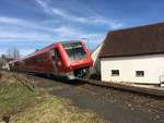 611 007 als Re nach Neustadt (Schwarzw) am 01.04.2018 bei Ehingen.