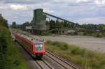 Der 611 033 fuhr am 16.07.2012 durch Laupheim West, am alten Schotterwerk vorbei.