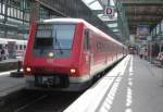 611 012 steht am 20. August 2012 als RE nach Aulendorf im Stuttgarter Hbf.