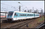 DB 611516 fährt hier am 14.8.1999 um 9.46 Uhr aus Heidelberg kommend in den HBF Stuttgart ein.