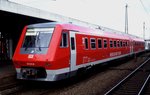 Nagelneu stand 611011 als  Regio Swinger  am 12.10.1997 im Bahnhof Hamm.