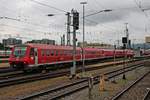 Nachschuss auf 611 040, der am Morgen des 23.07.2015 zusammen mit 611 530 als Leerzug in den Badischen Bahnhof von Basel einfuhren, um dort dann als erster IRE (Basel Bad Bf - Ulm Hbf) zu starten.