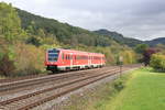 612 992 mit weiterem Bruderfahrzeug als RE nach Nürnberg am 10.10.2019 bei Hersbruck.