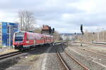 DB 612 673 als RE 3905 nach Altenburg, am 03.04.2023 bei der Ausfahrt in Gera Hbf.